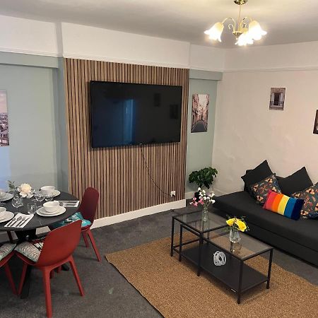 2-Bedroom Plus Living Room Flats Near Edgware Road London Exterior photo