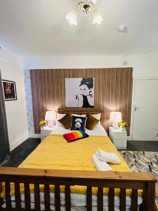 2-Bedroom Plus Living Room Flats Near Edgware Road London Exterior photo