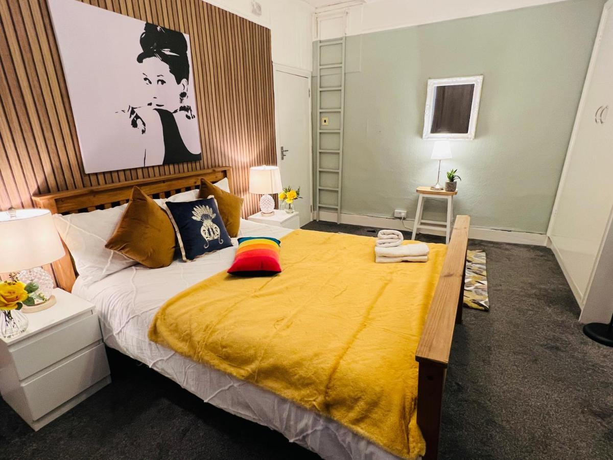 2-Bedroom Plus Living Room Flats Near Edgware Road London Exterior photo